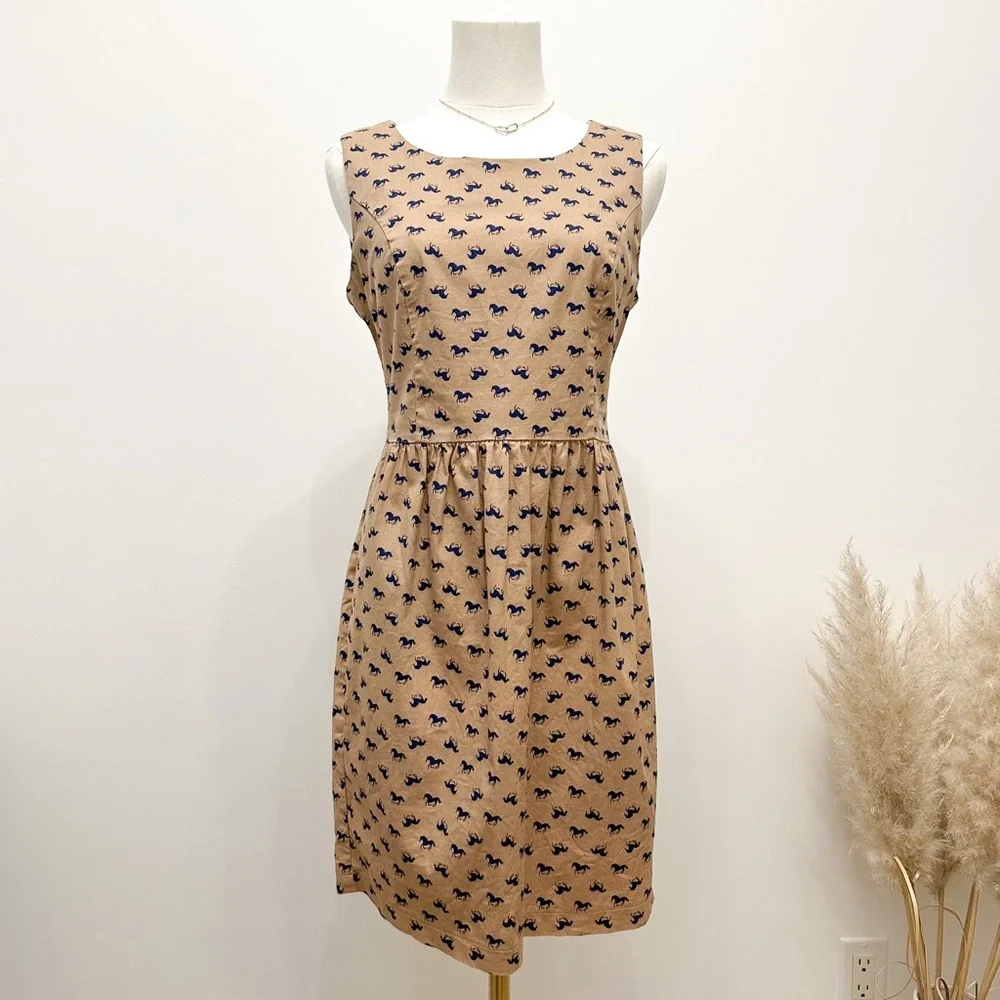 Vintage Inspired Brown Horse Printed Dress - Picture 2 of 10